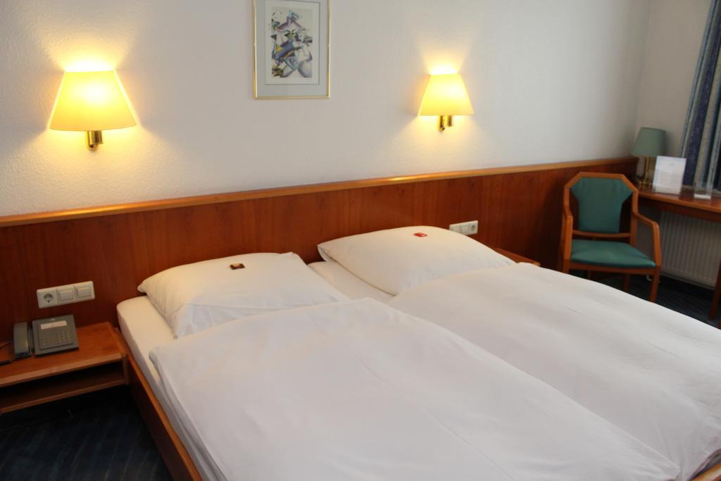 Hotel Sonne Leinfelden-Echterdingen Room photo